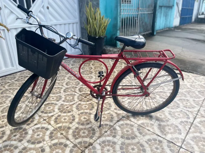 Monark com Ferrugem + Pneu Novo Extra
