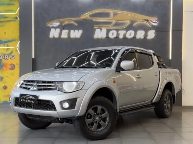 Mitsubishi L200 Triton HLS 2.4 Flex 16V CD Mec. 2016