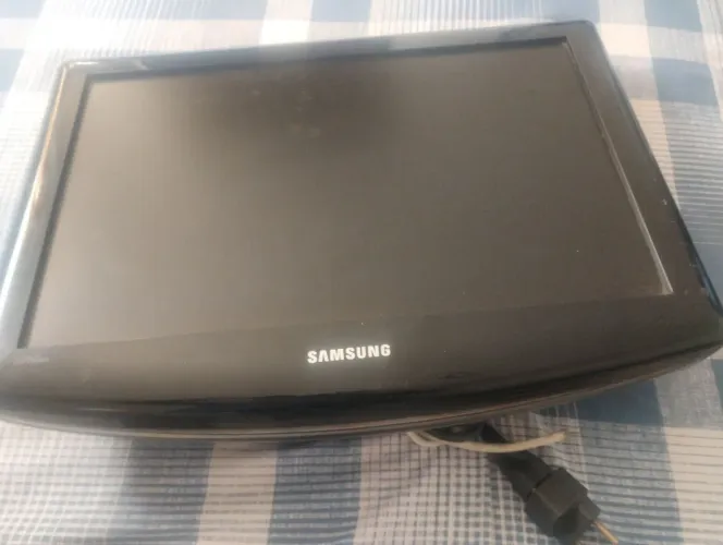 Monitor e tv Samsung 19 polegadas