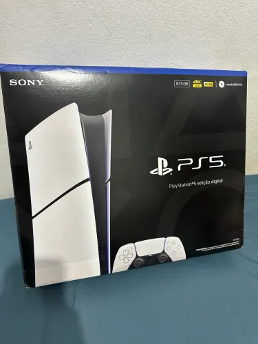 PS5 Slim Digital 1TB + Controle Original | Estado de Novo