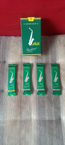 Palheta de sax alto vandoren n° 2