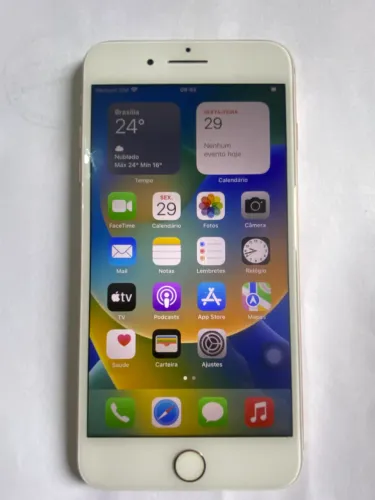 iPhone 8 Plus 