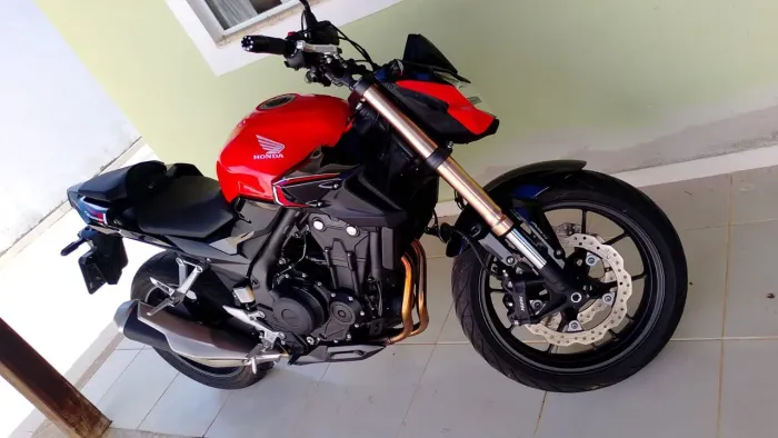 Honda cb500f 2024 1600km