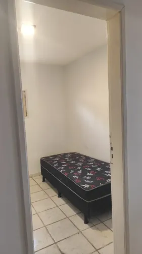 Alugo quarto para Estudante em uma casa perto da UFCG e UEPB