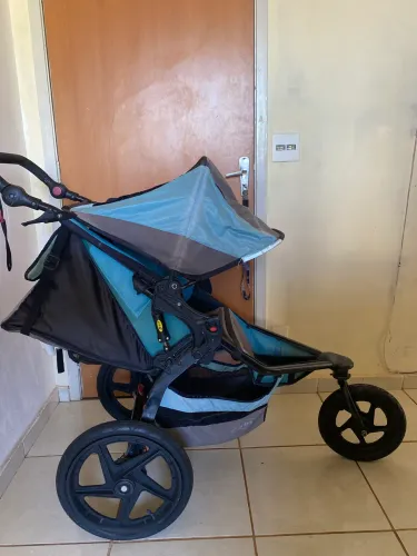 Carrinho Importado BOB Revolution SE - Linha Premium