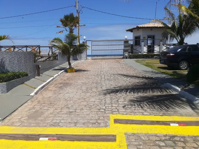 Aluga para temporada Village no condomínio Sant. James. Em Jauá Bahia . 42828-652