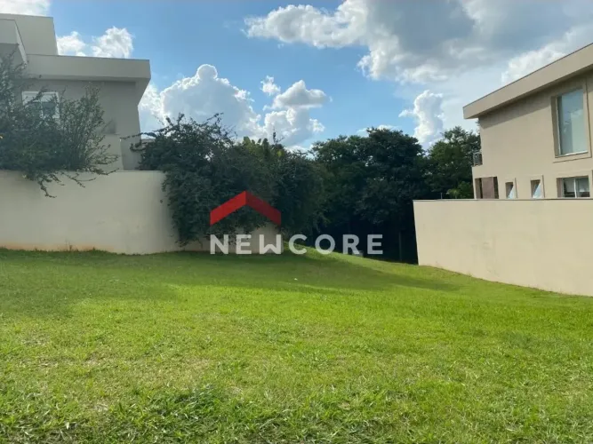 Lote em condomínio em Alameda Draco - Alphaville - Santana de Parnaíba/SP