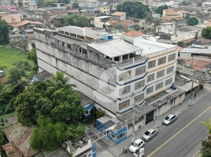 Prédio à venda, 3500 m² por R$ 2.500.000,00 - Mutuá - São Gonçalo/RJ