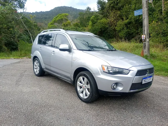 Mitsubishi Outlander 3.0/ GT 3.0 V6 Aut. 2010