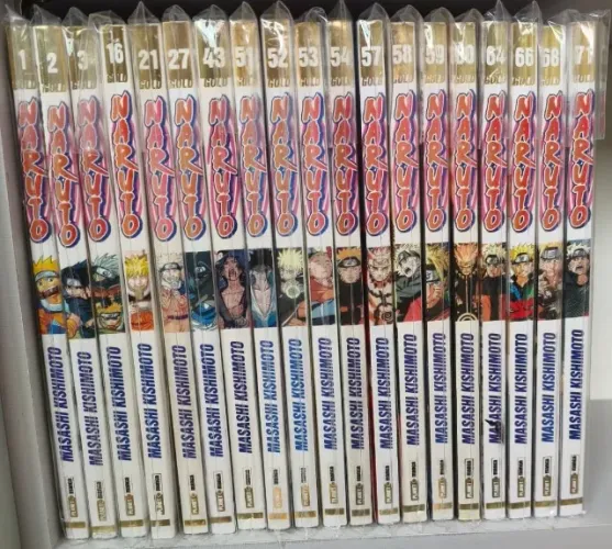 Kit 19 unidades Naruto Gold Mangás