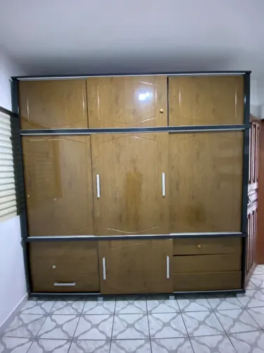 Guarda - Roupa grande 3 portas 