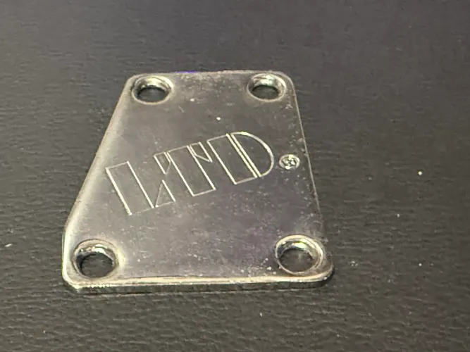 Neck plate para Guitarra LTD/Esp original chromado
