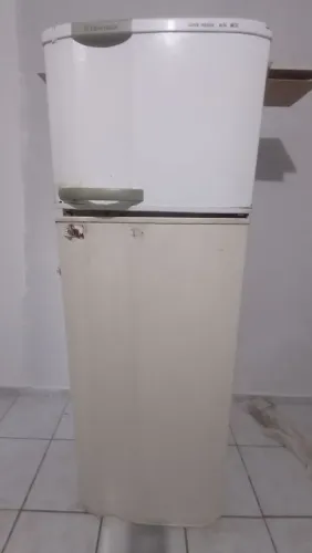 Geladeira Electrolux DC34