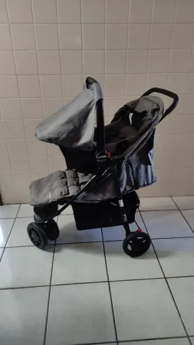 Carrinho de Bebê + Bebê Conforto - Conjunto Completo