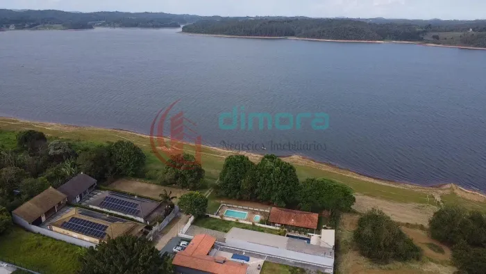 Chácara para Venda em Mogi das Cruzes, Taiacupeba, 2 dormitórios, 3 banheiros, 8 vagas