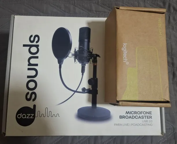Câmera Logitech C925e + Microfone Dazz Sounds - Kit YouTube - YouTuber