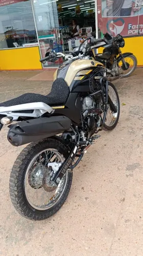 Vende-se Lander 2024