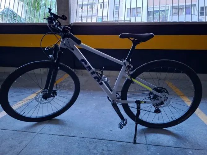 Bicicleta Caloi Explorer Comp SL Aro 29 (Shimano Cues) - Semi-nova (Apenas 4 usos)
