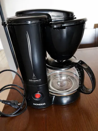 Cafeteira Mondial Bella Arome - Barata e funcionando bem