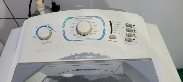 Máquina de lavar roupas Electrolux 12kg