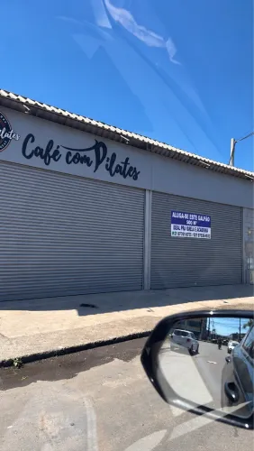 Aluga-se galpão excelente pra igreja, academia e etc .