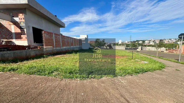 Terreno com vista privilegiada à venda no Condomínio Pau Brasil em Americana | 342 m² | Co