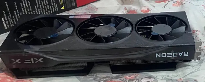 PLACA DE VÍDEO RX 9060XT 16gb XFX (Troco em PS5)