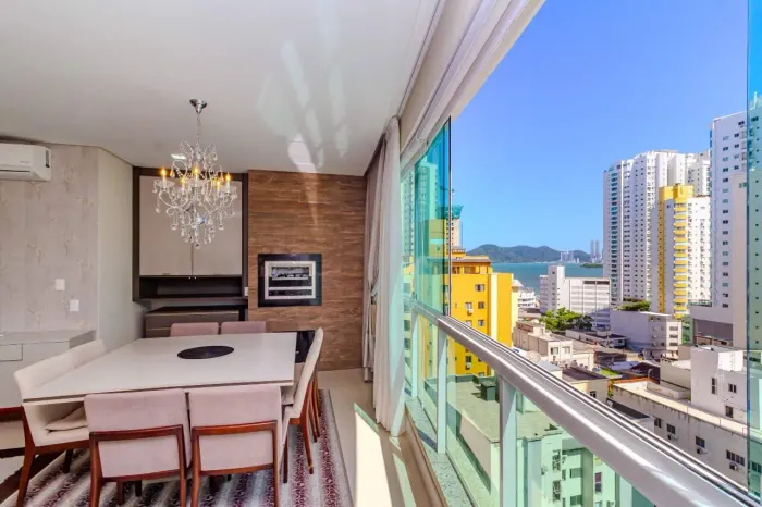 Apartamento à venda no Pioneiros em Balneário Camboriú.
