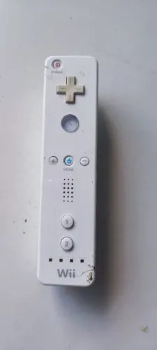 Controle original Nintendo Wii aberto no estado 