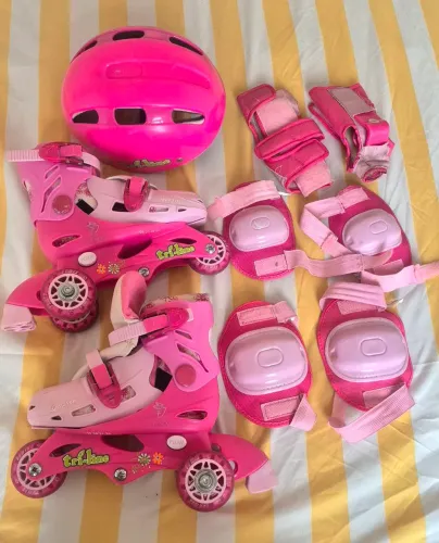 Kit completo de Patins Infantil (tamanho 26-30)