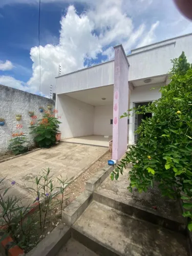 LINDA CASA À VENDA REGIÃO DO DIRCEU