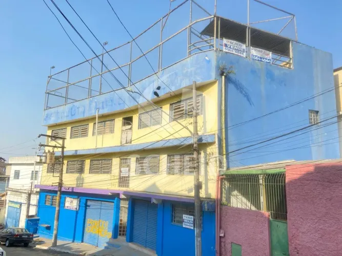 Prédio comercial na Vila Marari com 800 m² de área construída em 3 pavimentos