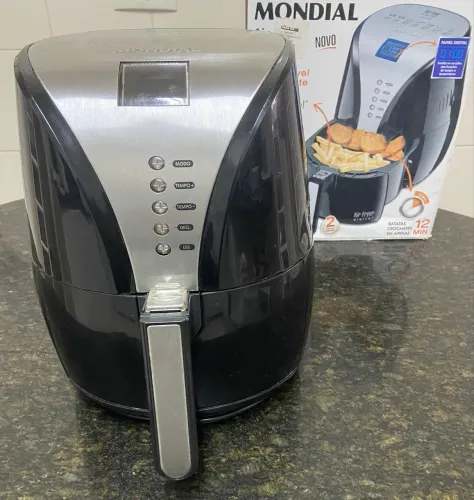 Fritadeira Air Fryer Digital Premium Mondial AF-04 com Timer e Display Digital