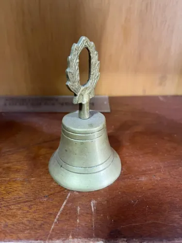 Sino Antigo de Mesa em Bronze / Latão Pesado - Peça de Coleção