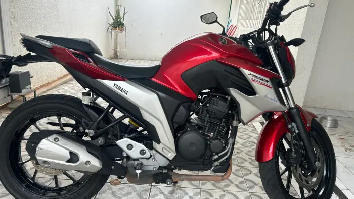 Fazer 250