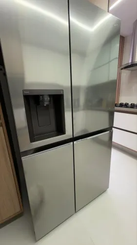 Side by side LG 611lt