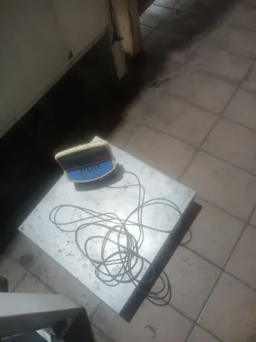 Balança eletrônica de plataforma 300kgs toledo