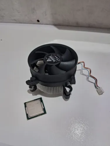 Processador Intel I5 4460 + Cooler (não acompanha pasta termica)