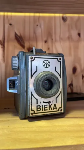 Camera analógica Bieka