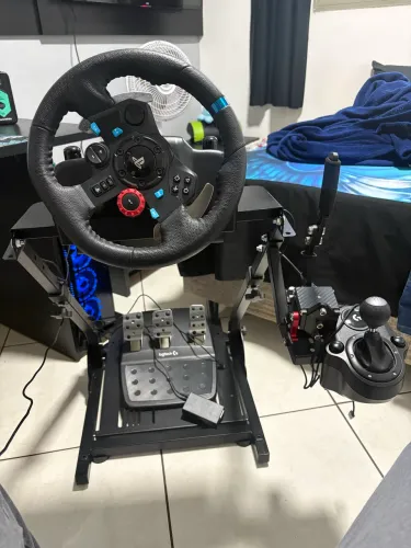 Vendo volante g29 + câmbio logitech + suporte + manopla drift