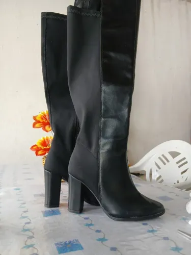 Bota cano alto