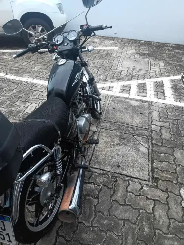 Susuki intruder 125 Ano 2012