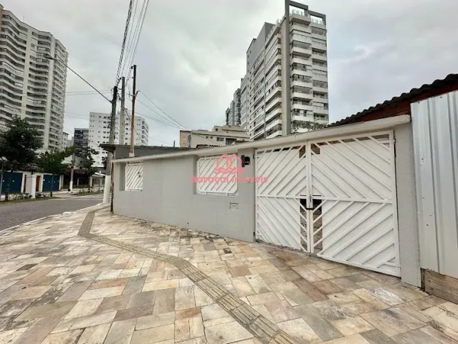 **LOCAÇÃO DEFINITIVA CASA MOBILIADA NO BOQUEIRÃO**