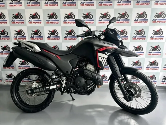 Yamaha XTZ 250 Lander Connected 2025
