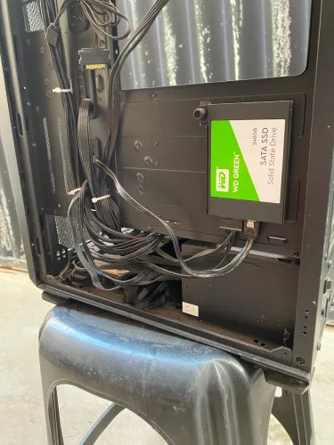 Gabinete Gamer - Fonte - SSD - HD 1TB