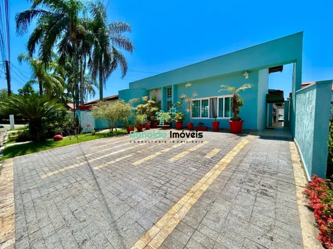 Casa Térrea em Condomínio Fechado com 4 Dormitórios no Centro de Bertioga - 191,40 m² - Im