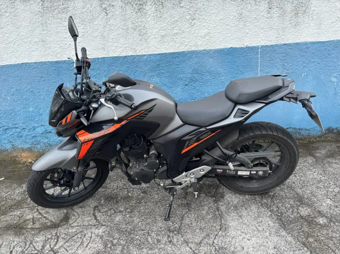 Moto Fazer fz25 - 2025 