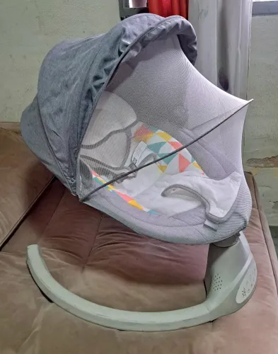 Cadeirinha de Balanço eletrônico Bluetooth 