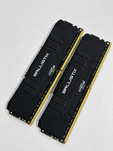 Kit memoria 16gb 2x 8gb DDR4 Crucial