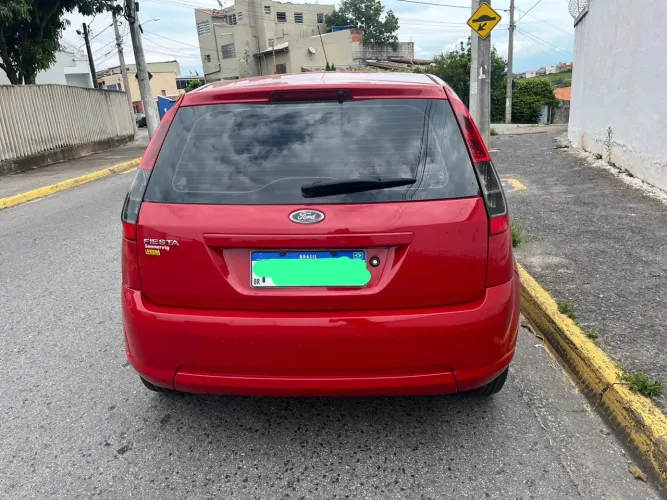 Ford Fiesta S 1.0 8V Flex 5P 2014